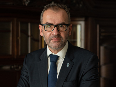 Prof. Piotr Stepnowski