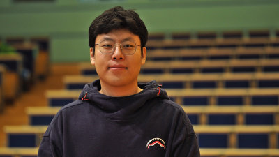 Yi Chuan