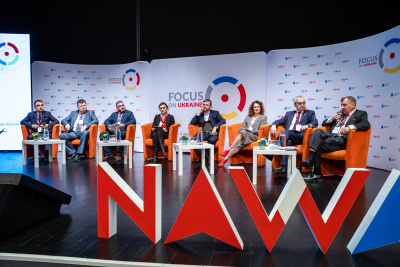Pierwszy panel