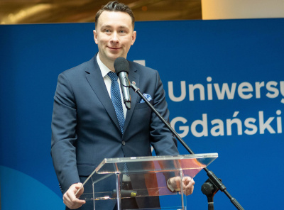 Dr Piotr Zakrzewski