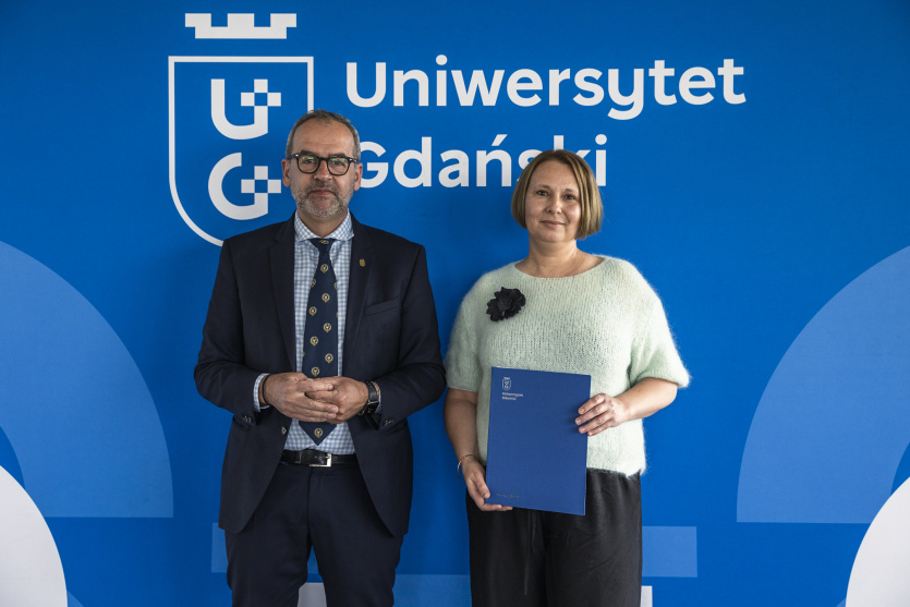 Dr Ewa Szymczak, prof. UG
