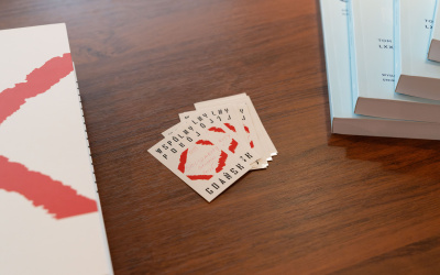 Książki i naklejki - spotkanie Solidarity Studies