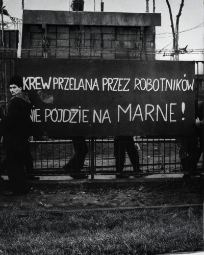 Plakat zdjęcie "Krew przelana przez robotników nie pójdzie na marne"