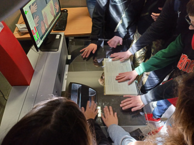 Zdjęcie do aukcji 22. „Ocal od zapomnienia” - z wizytą w Oddziale Digitalizacji BUG