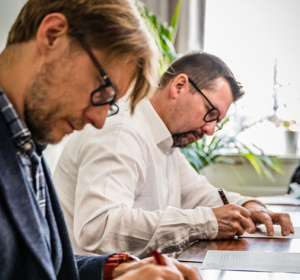 Sebastian Zimnol i dr hab. Marcin Pawłowski