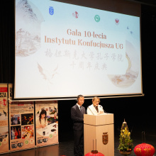 Ceremonia otwarcia gali 10-lecia IK UG (na zdjęciu prof. dr hab. Aneta Lewińska i dr Guan Yu prof. nadzw.), fot. China's Xinhua News Agency