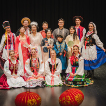 Polsko-chiński pokaz mody (nauczyciele i studenci IK UG, Zespół Pieśni i Tańca „Jantar”), fot. Dawid Kopaniszyn