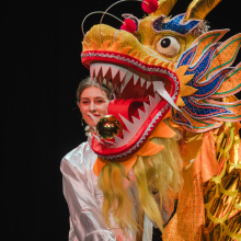 Taniec lwa i smoka (Yong Yang i studenci IK UG), fot. Dawid Kopaniszyn