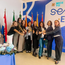 Zdjęcie grupowe - delegacja Uniwersytetu Gdańskiego