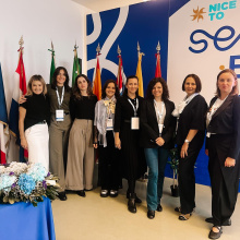 Zdjęcie grupowe - delegacja Uniwersytetu Gdańskiego