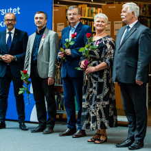 Photo by Alan Stocki/Press Office UG