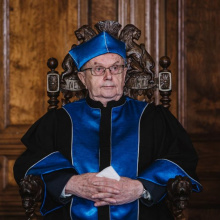 Prof. Zbigniew Grzonka