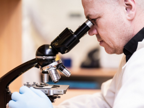 Zdjęcie z laboratorium MWB UG i GUMed