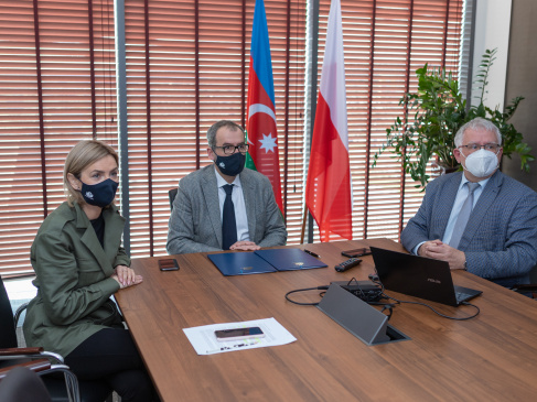 podpisanie umowy z Uniwersytetem w Baku