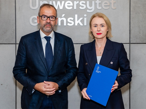 prof. Mrozowska
