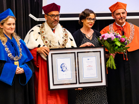 prof. Agata Bielik - Robson